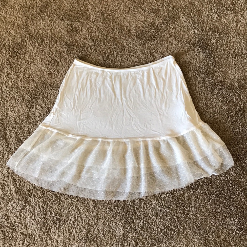 Casual cream skirt with dotted tulle
